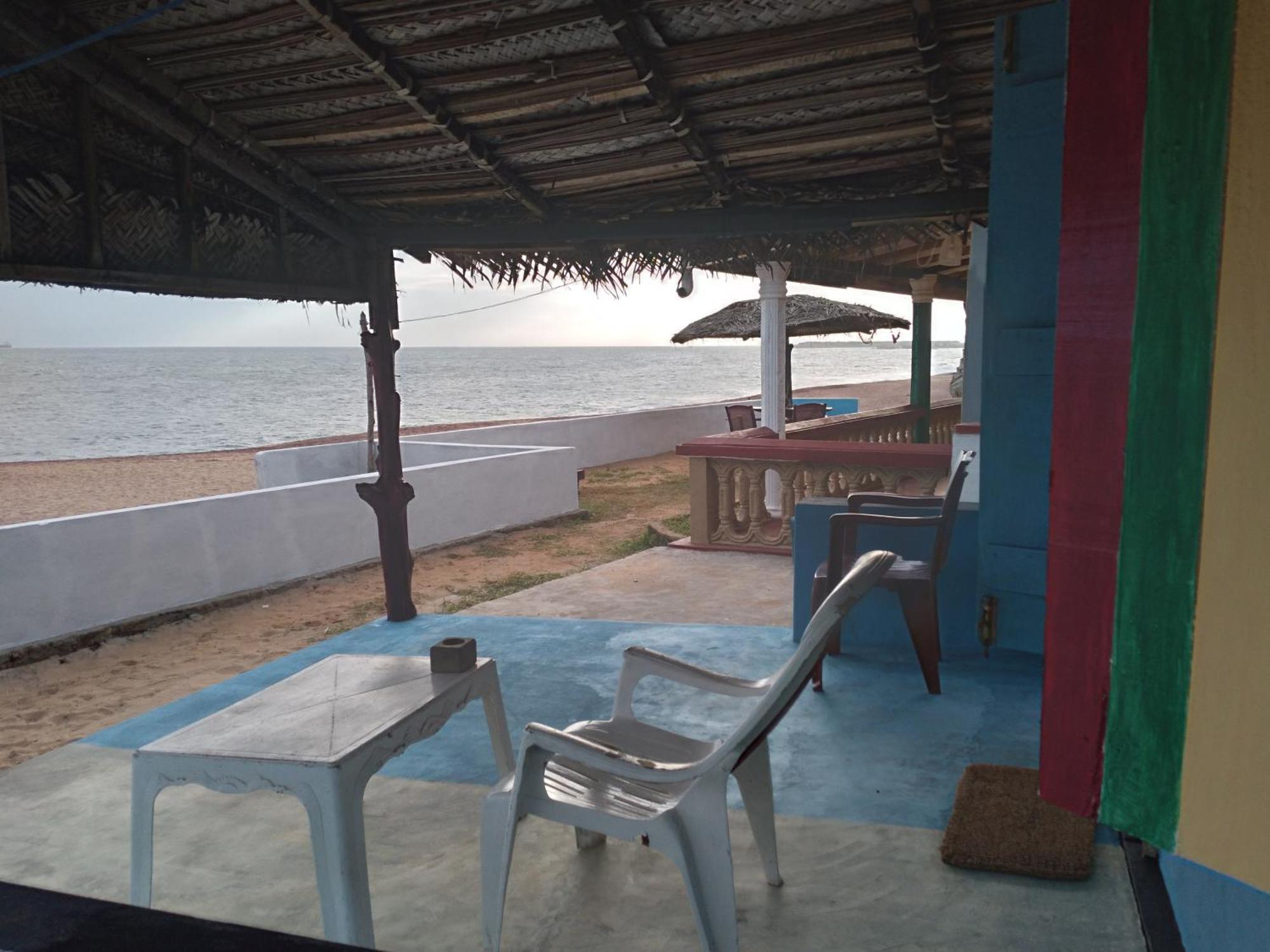 Happy Beach Cabana Hambantota Esterno foto