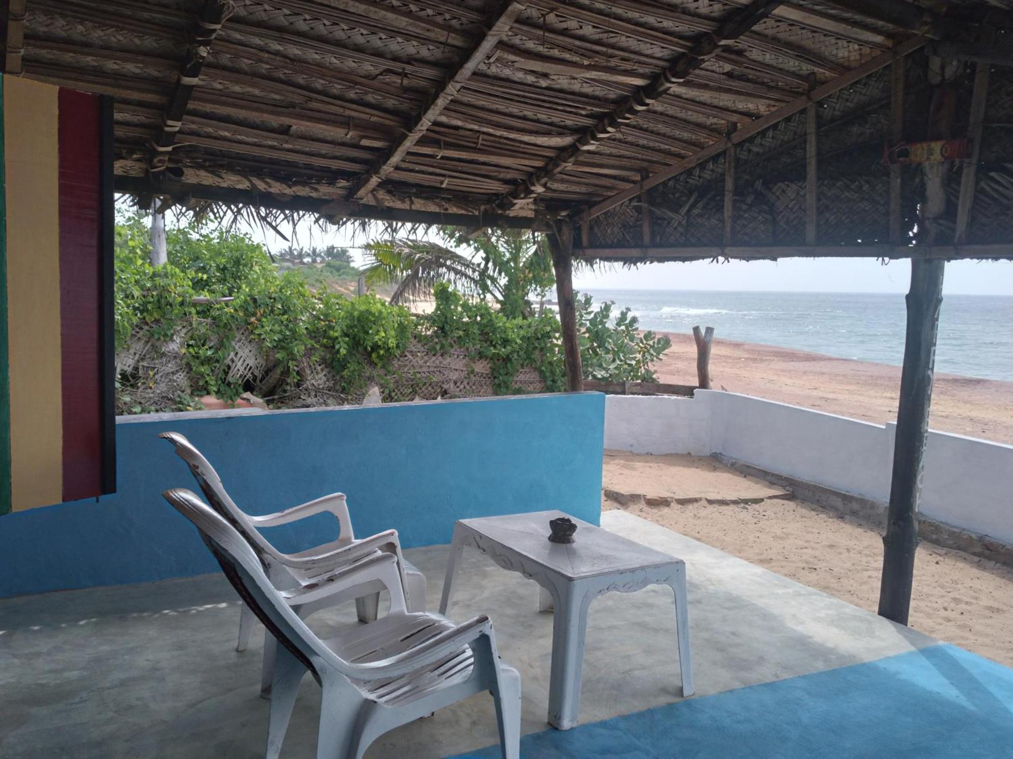 Happy Beach Cabana Hambantota Esterno foto