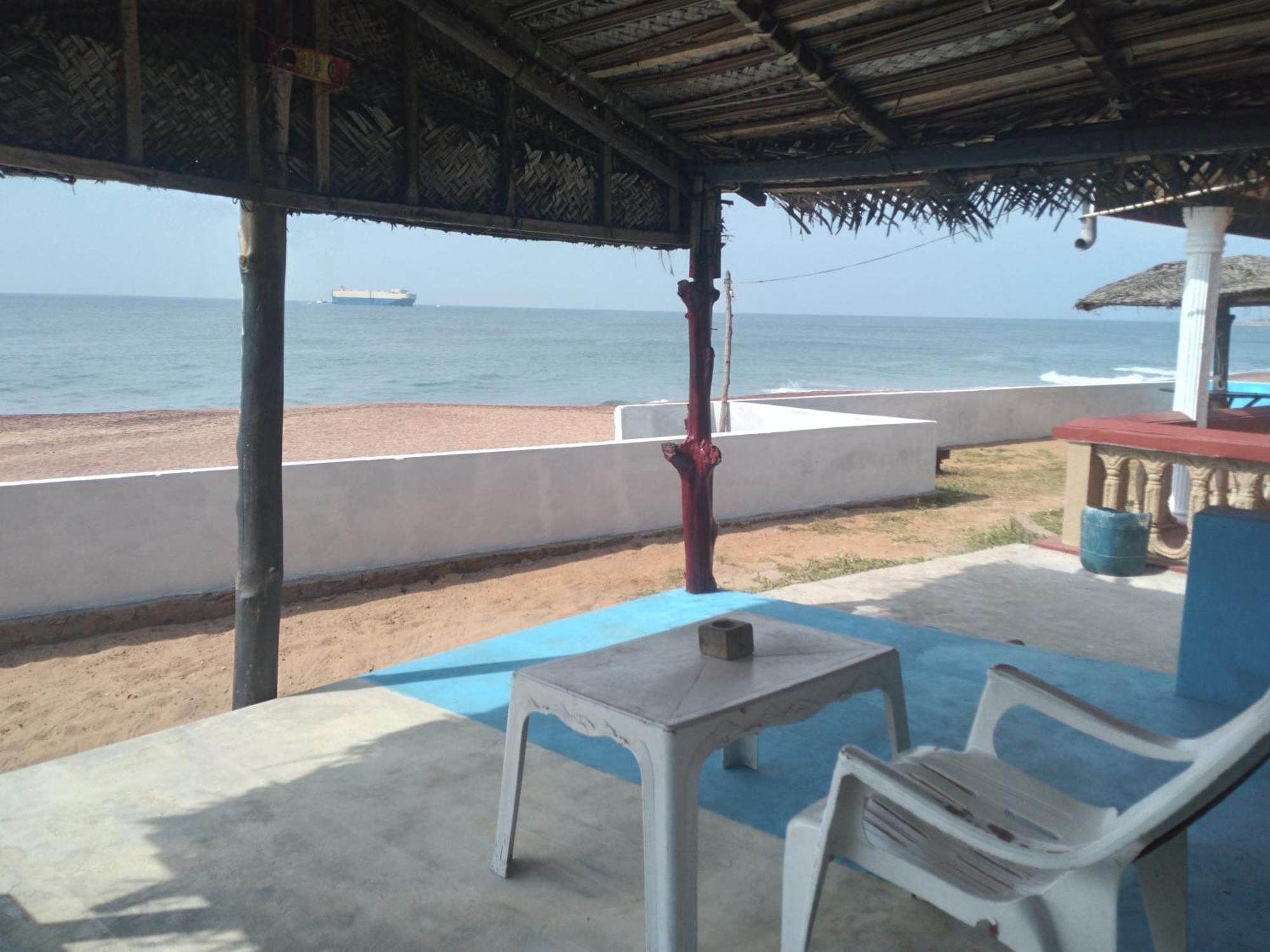 Happy Beach Cabana Hambantota Esterno foto